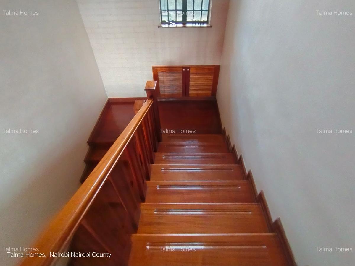 4 Bed Townhouse with En Suite at Off Peponi Road - 16