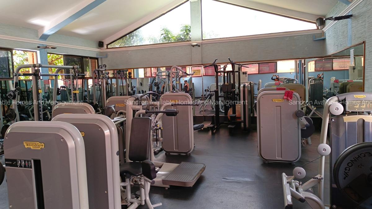 Serviced 1 Bed Apartment with En Suite in Westlands Area - 4