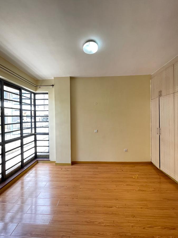 3 Bed Apartment with En Suite in Kileleshwa - 4