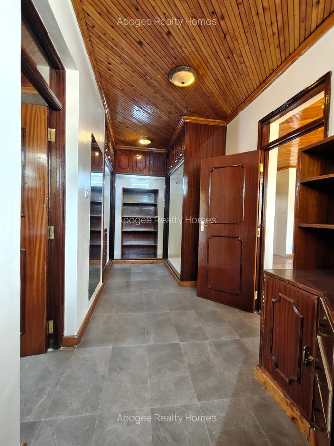 4 Bed House with En Suite at Runda - 18