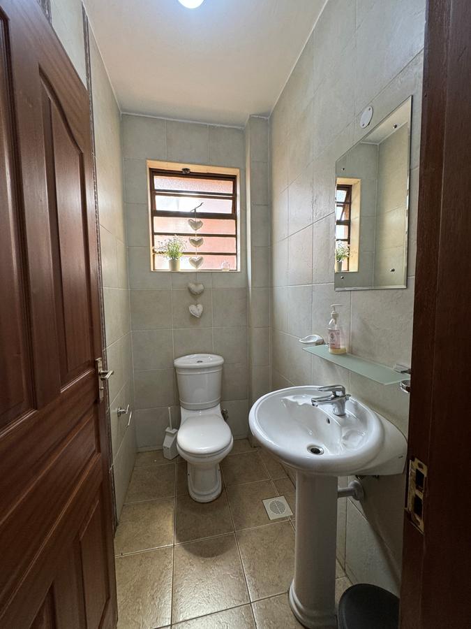 5 Bed Townhouse with En Suite in Lavington - 15