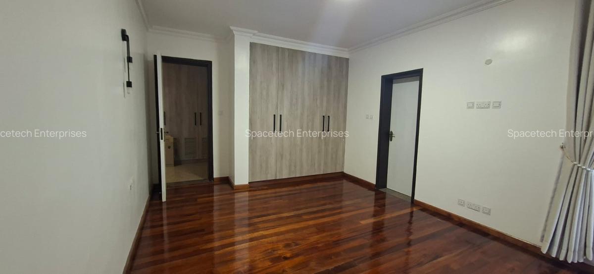 4 Bed Townhouse with En Suite in Karen - 8