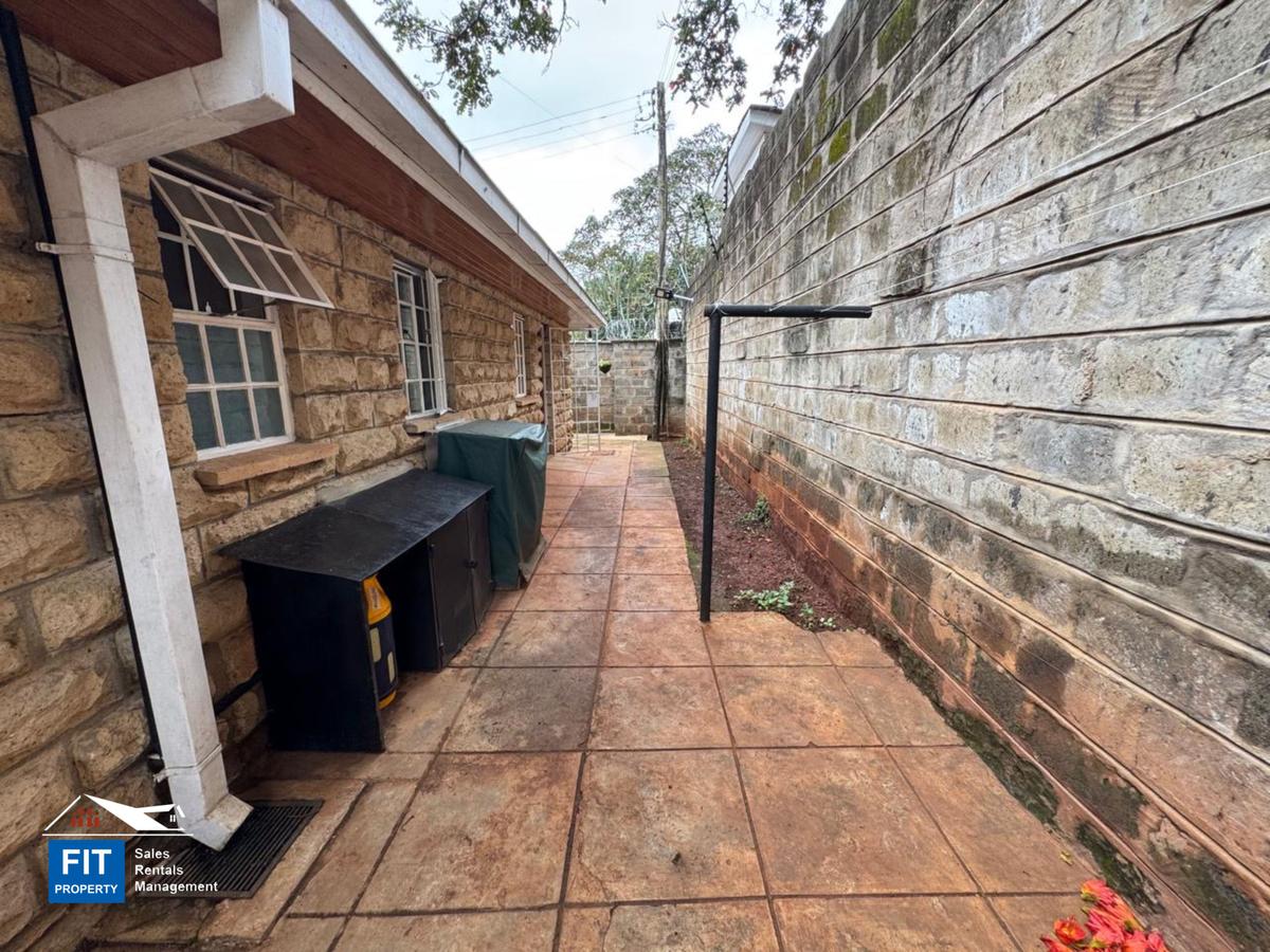 1 Bed House with Garden in Runda - 12