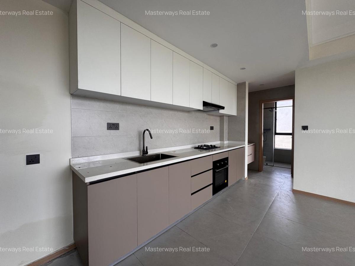 1 Bed Apartment with Gym at Riverside Drive - 2