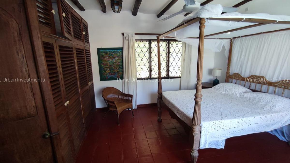 3 Bed House with En Suite in Malindi - 8