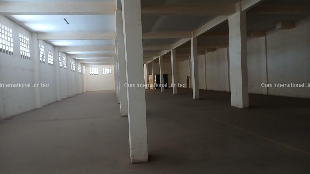 12,800 ft² Warehouse with Service Charge Included at Lunga Lunga - 3