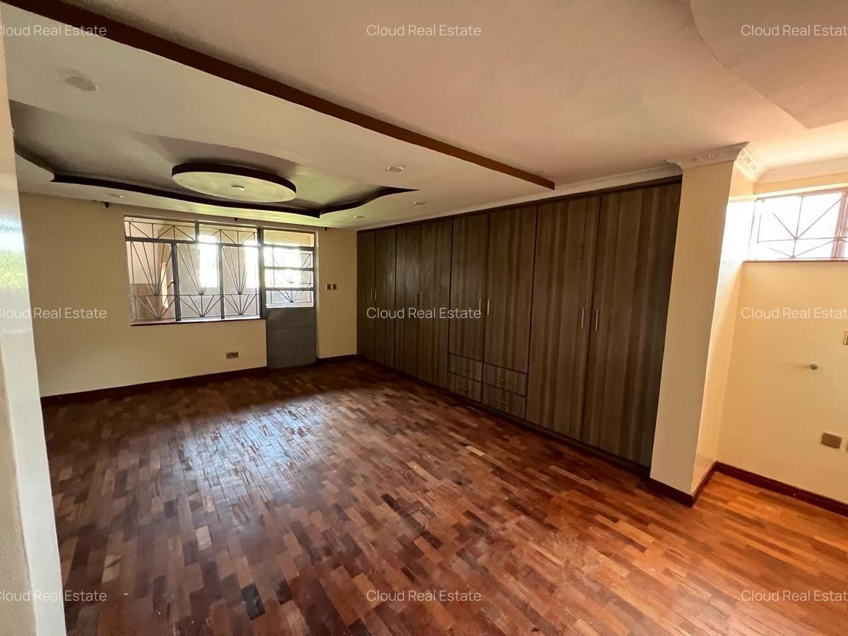 8 Bed House with Staff Quarters in Runda - 13