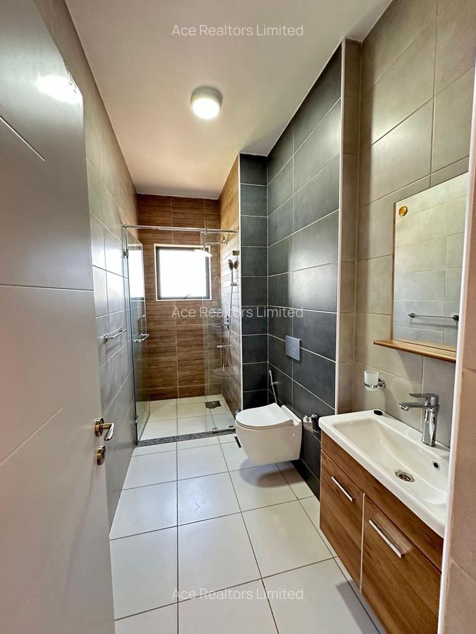 2 Bed Apartment with En Suite at Othaya Road - 12