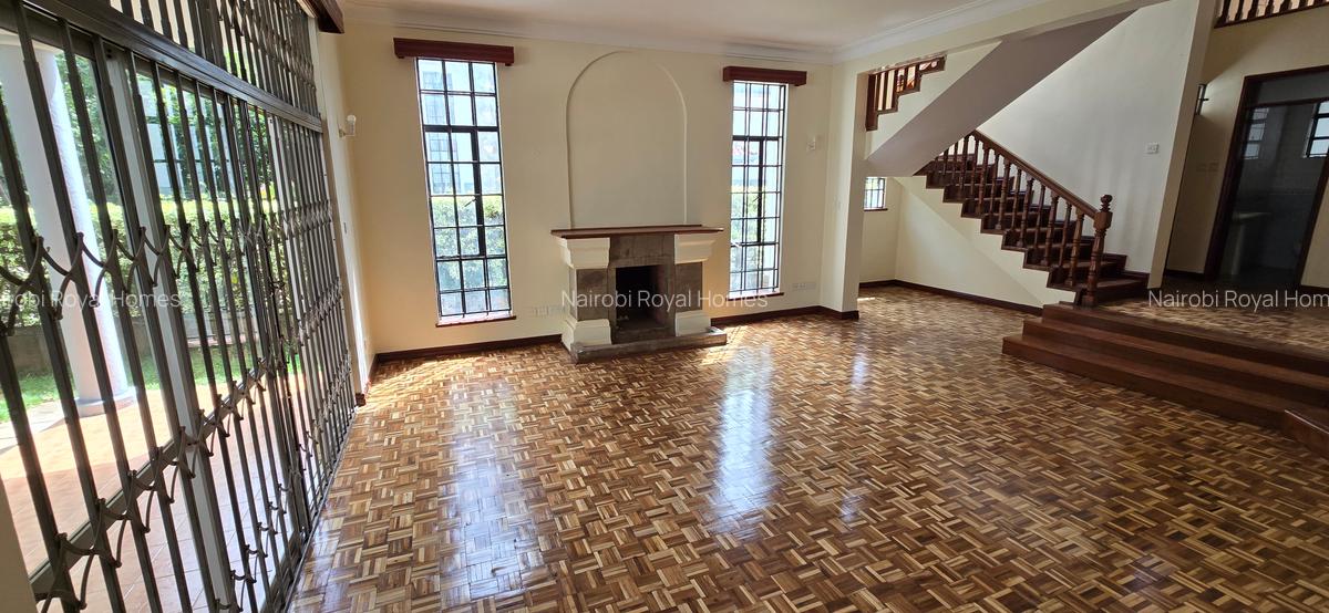 4 Bed Townhouse with En Suite at Lavington Green - 16