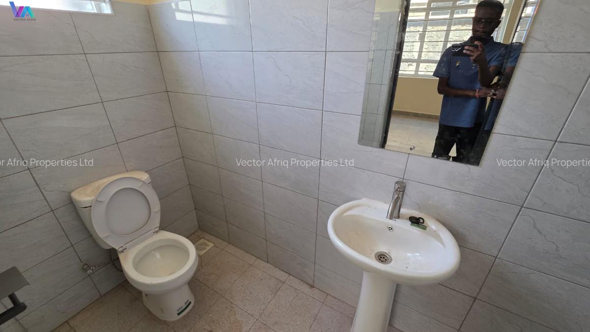 4 Bed Townhouse with En Suite in Ruiru - 6