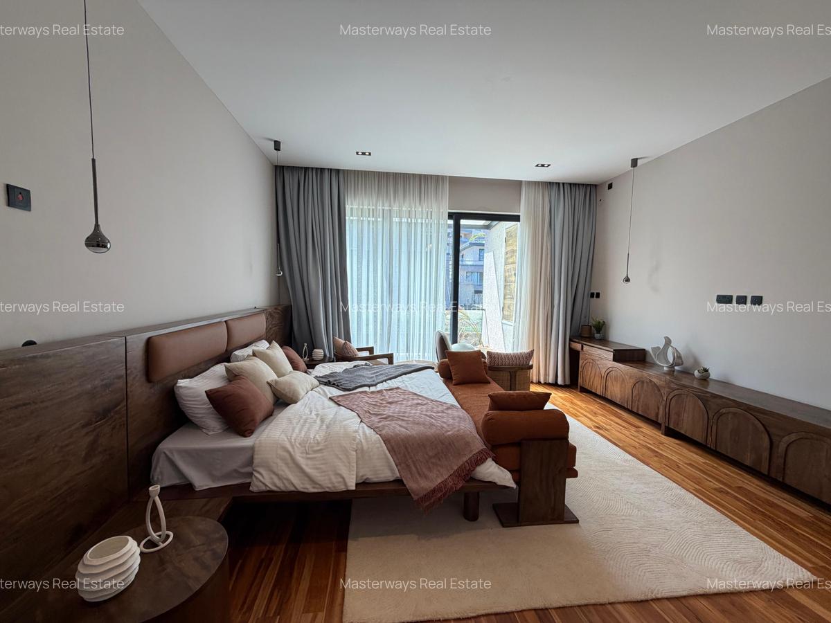 4 Bed Villa with En Suite in Loresho - 14