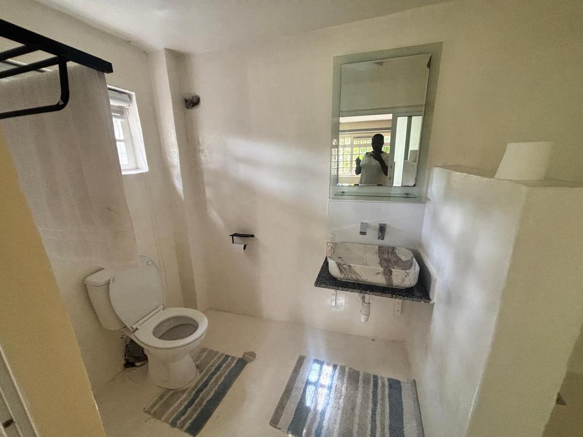 1 Bed House with En Suite in Westlands Area - 9