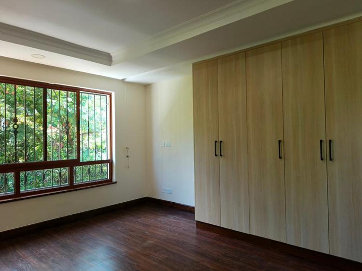 5 Bed Townhouse with En Suite at Shanzu Rd - 10