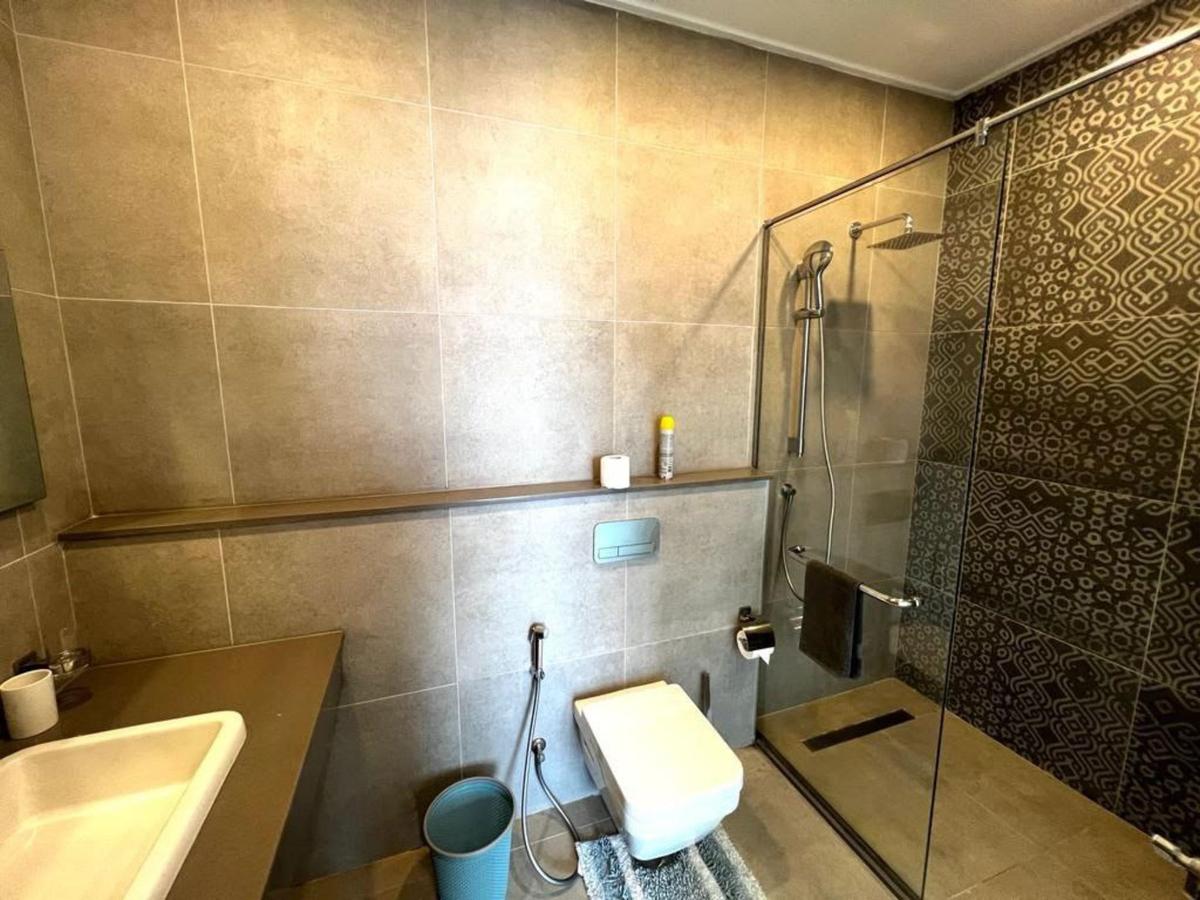 2 Bed Apartment with En Suite in Westlands Area - 11