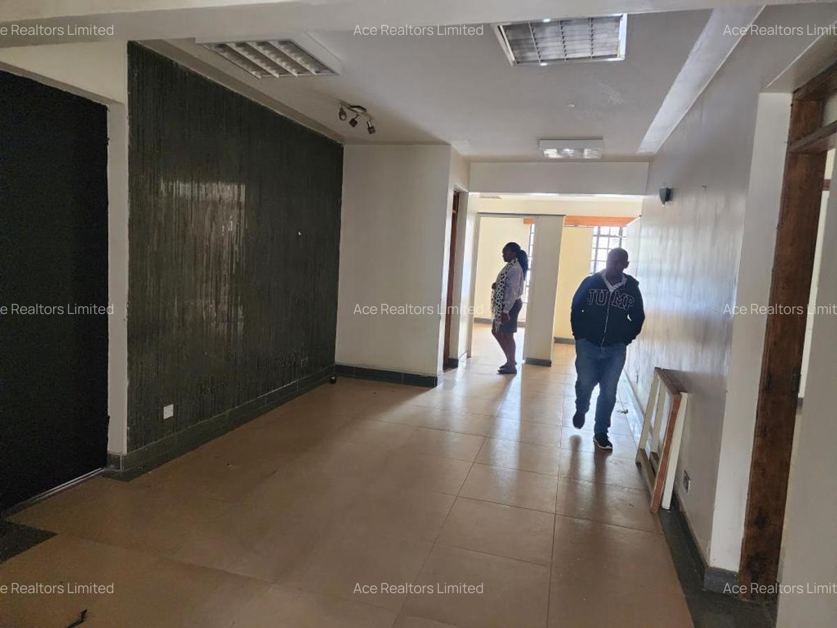 1,800 ft² Office with Backup Generator at State House Rd - 3