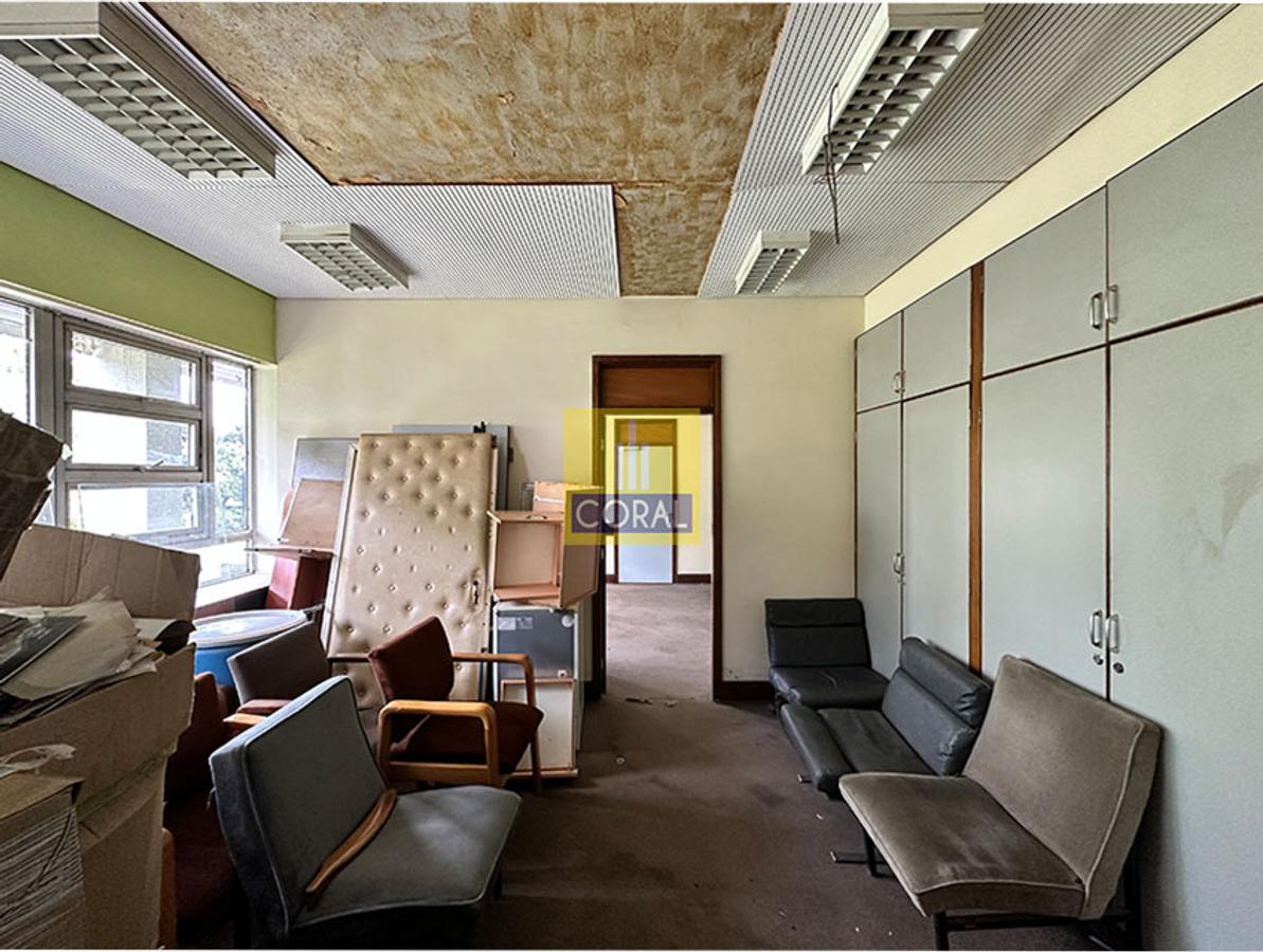 Office in Industrial Area - 5