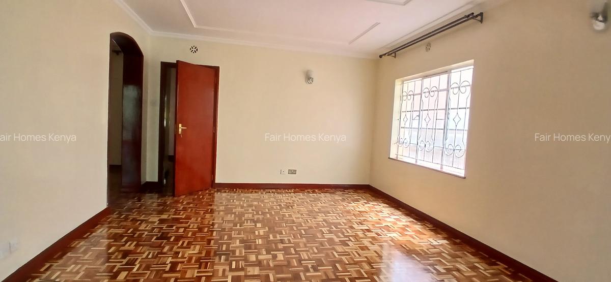 4 Bed Townhouse with En Suite at Gitanga Road - 11