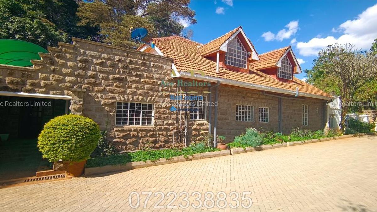6 Bed House with En Suite at Near Muthaiga Golf Club Nairobi - 18