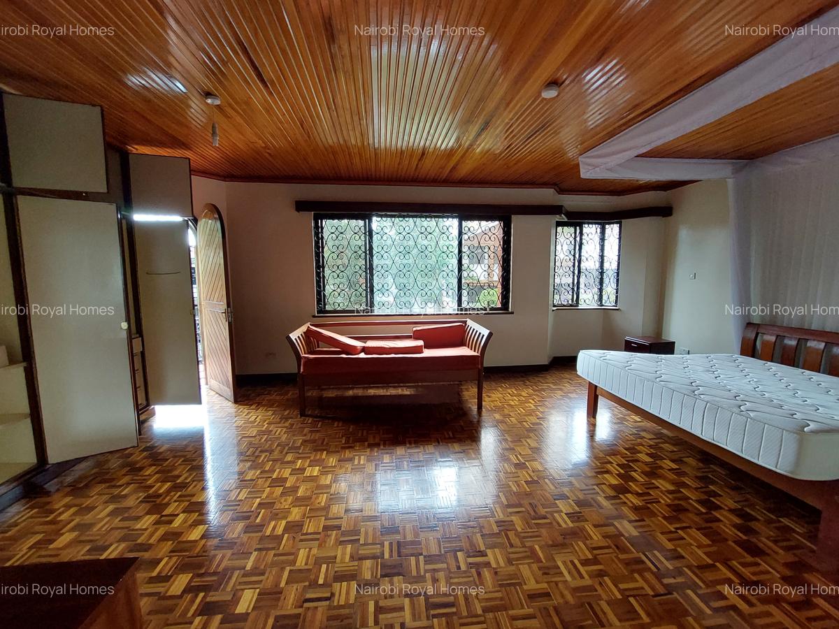 6 Bed Townhouse with En Suite at Kilimani Algeyo Road - 14