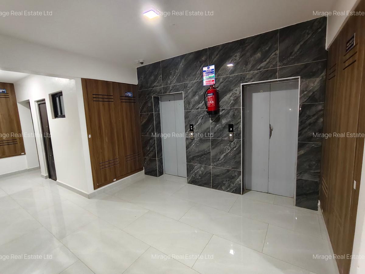 5 Bed Apartment with Staff Quarters in Parklands - 6