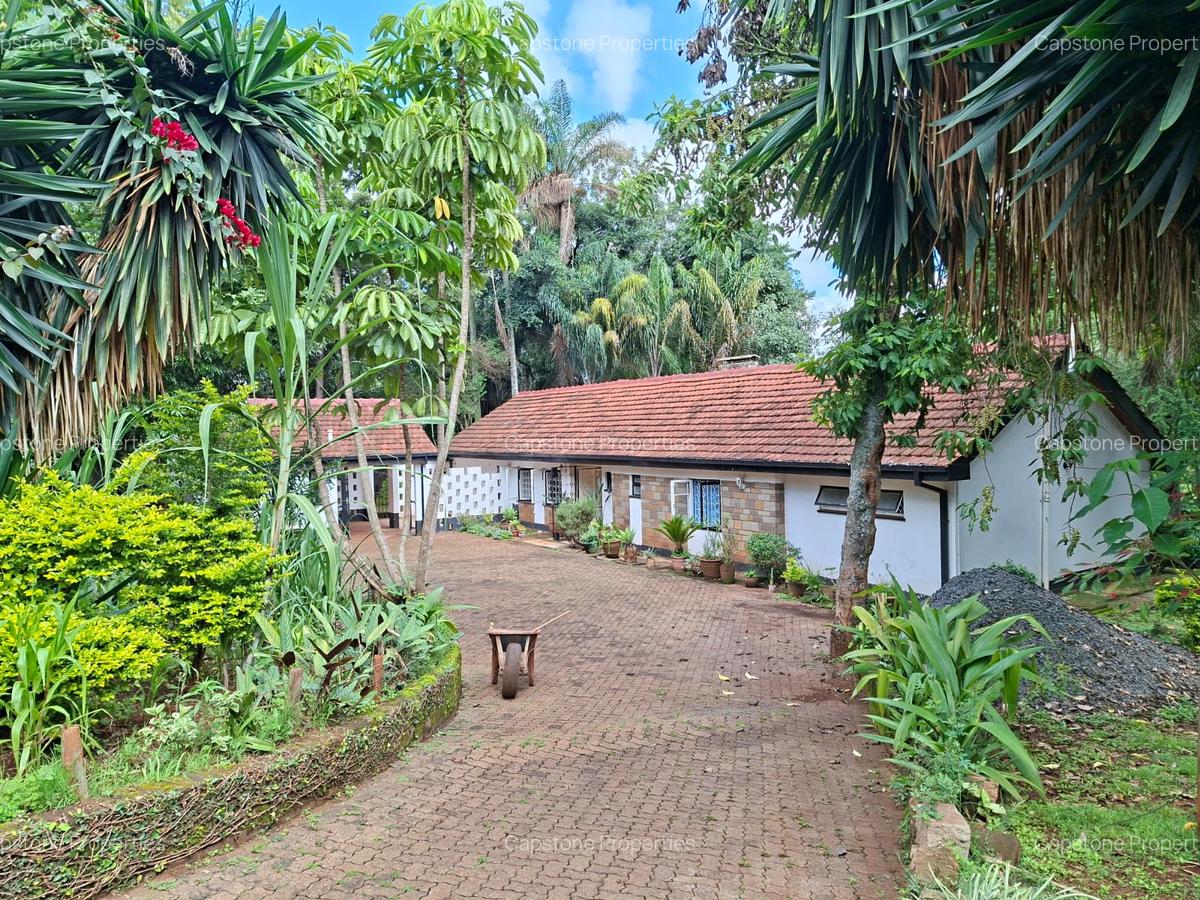 4 Bed House with En Suite in Kyuna - 2