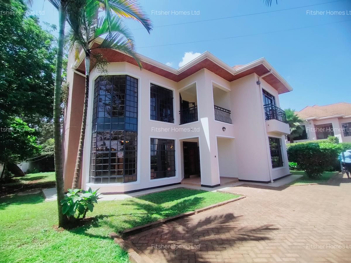 4 Bed House with En Suite in Runda - 15