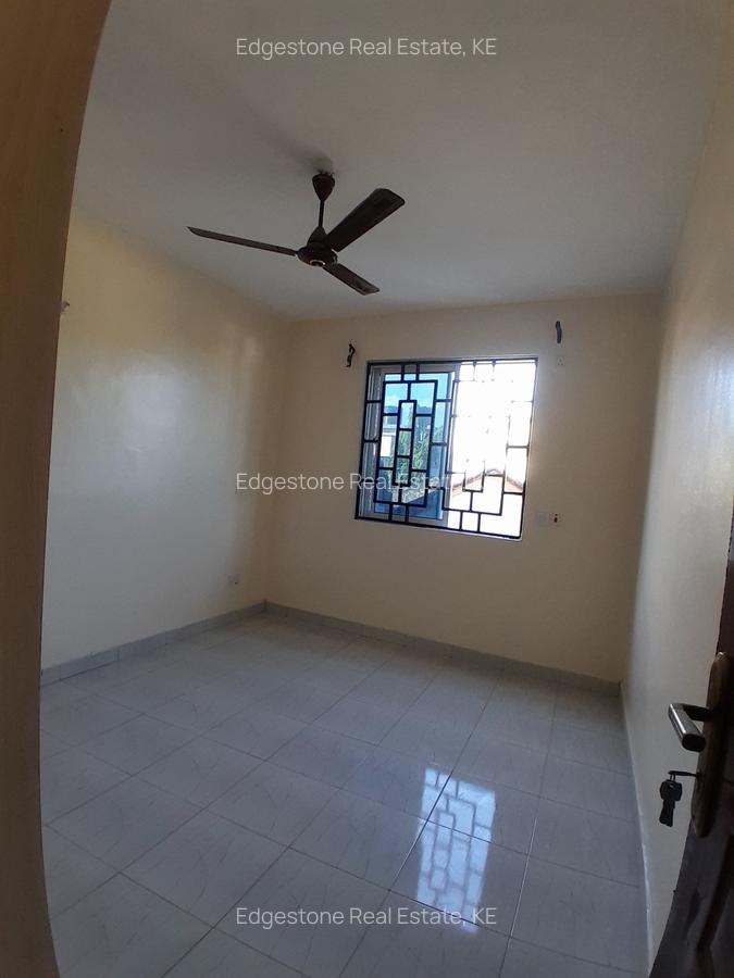 2 Bed Apartment with En Suite in Mtwapa - 9