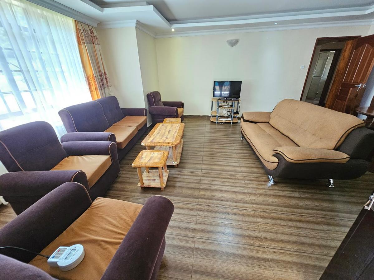 3 Bed House with En Suite in Rosslyn - 6