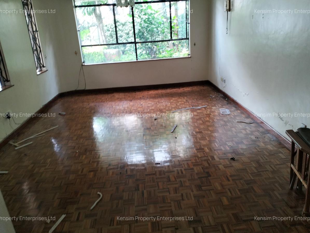 4 Bed Townhouse with En Suite in Lavington - 7