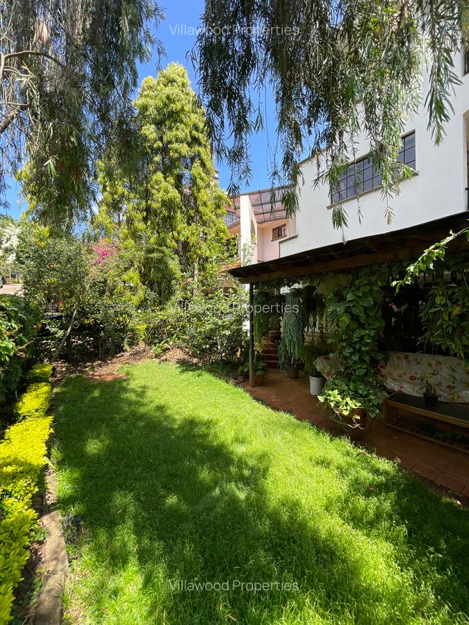 4 Bed House with En Suite in Spring Valley - 2