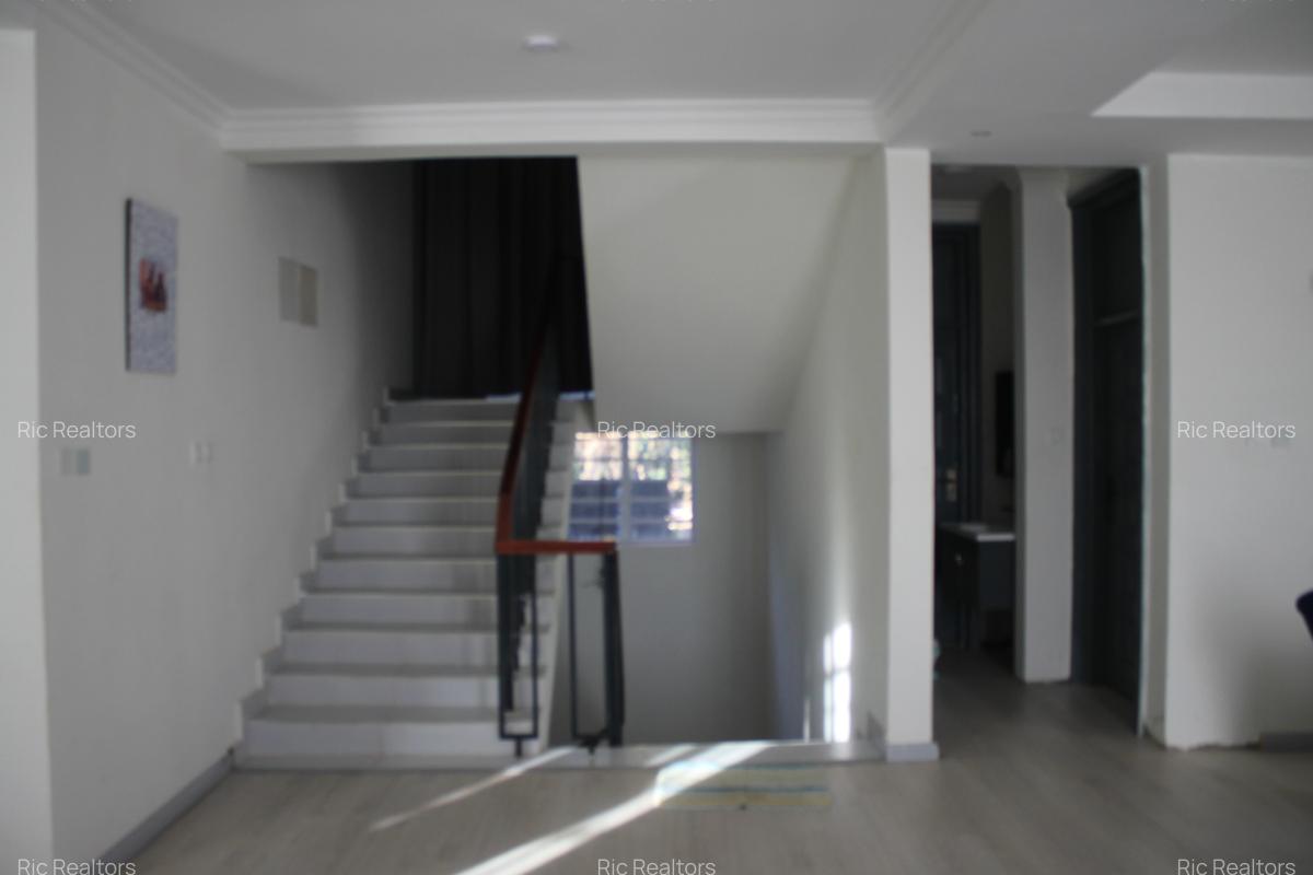 4 Bed House with En Suite at Kibiko - Ngong - 13