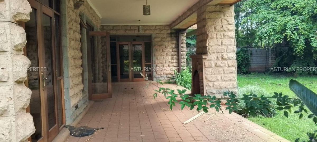 5 Bed Townhouse with En Suite in Karen - 14