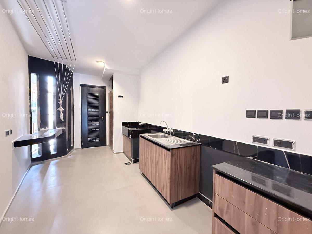 3 Bed Apartment with En Suite at Peponi Road - 7