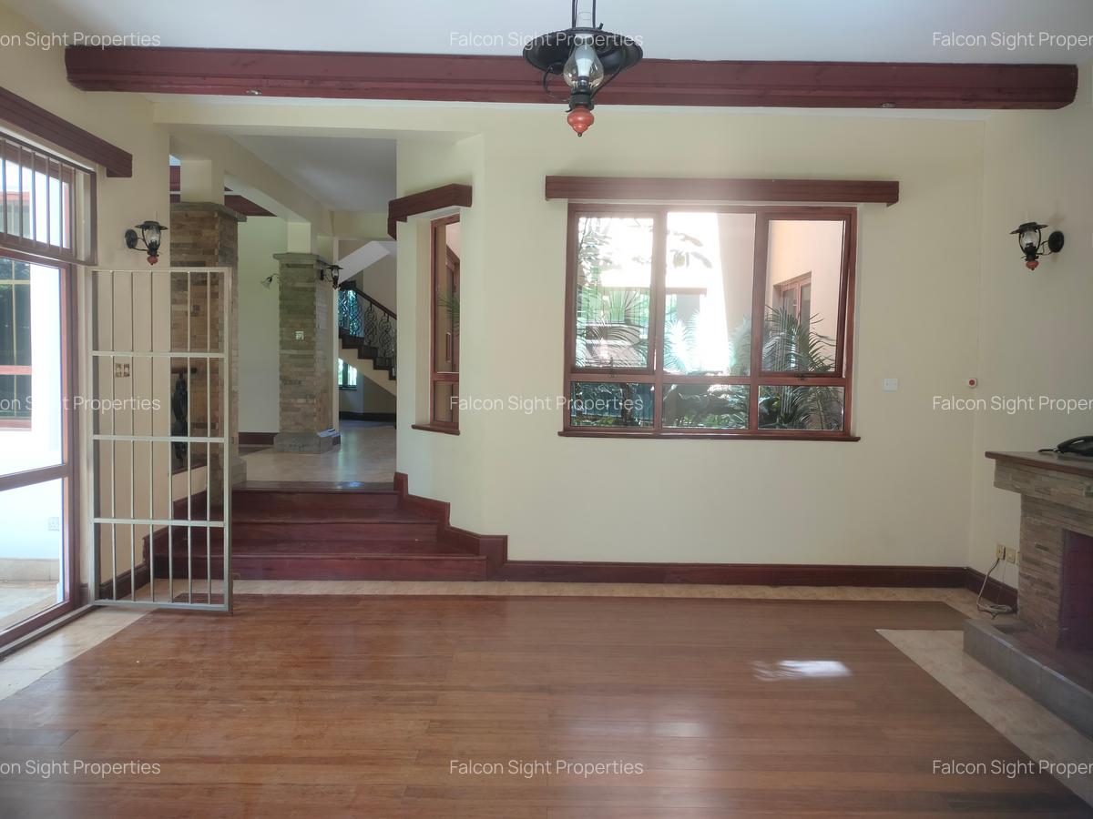 5 Bed Townhouse with En Suite at Few Minutes Drive To Gigiri - 18