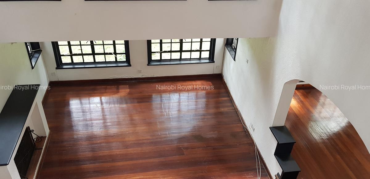 4 Bed Townhouse with En Suite at Riverside Drive - 13