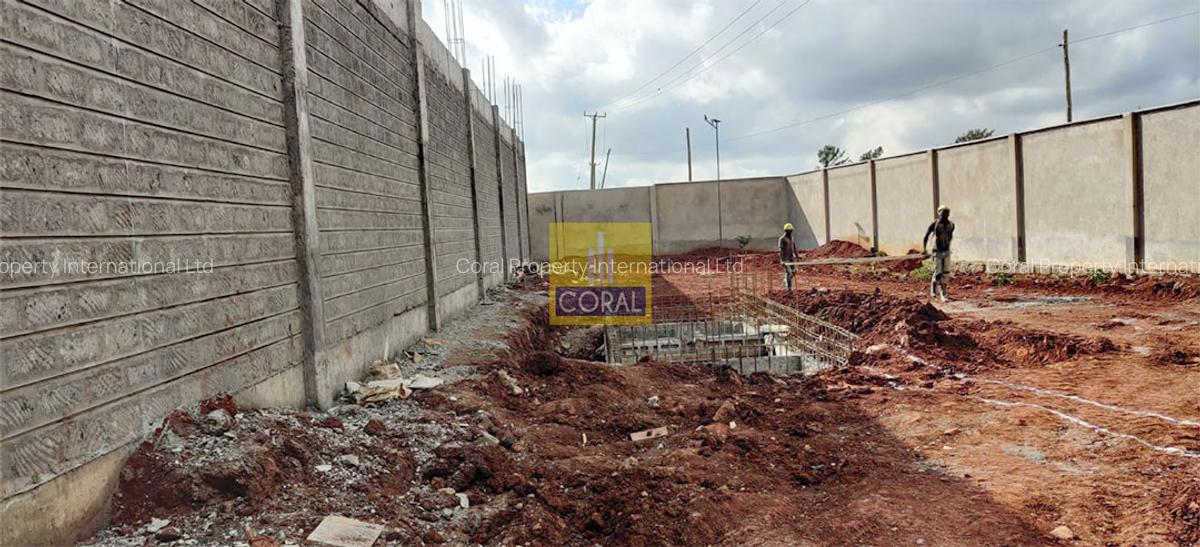 Warehouse with Parking in Ruiru - 12