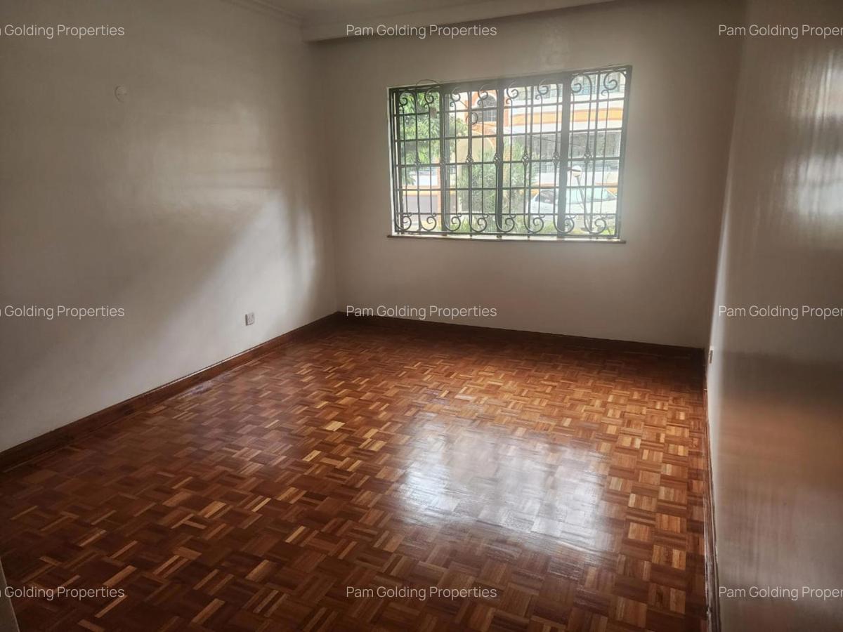 4 Bed Apartment with En Suite in Rhapta Road - 9