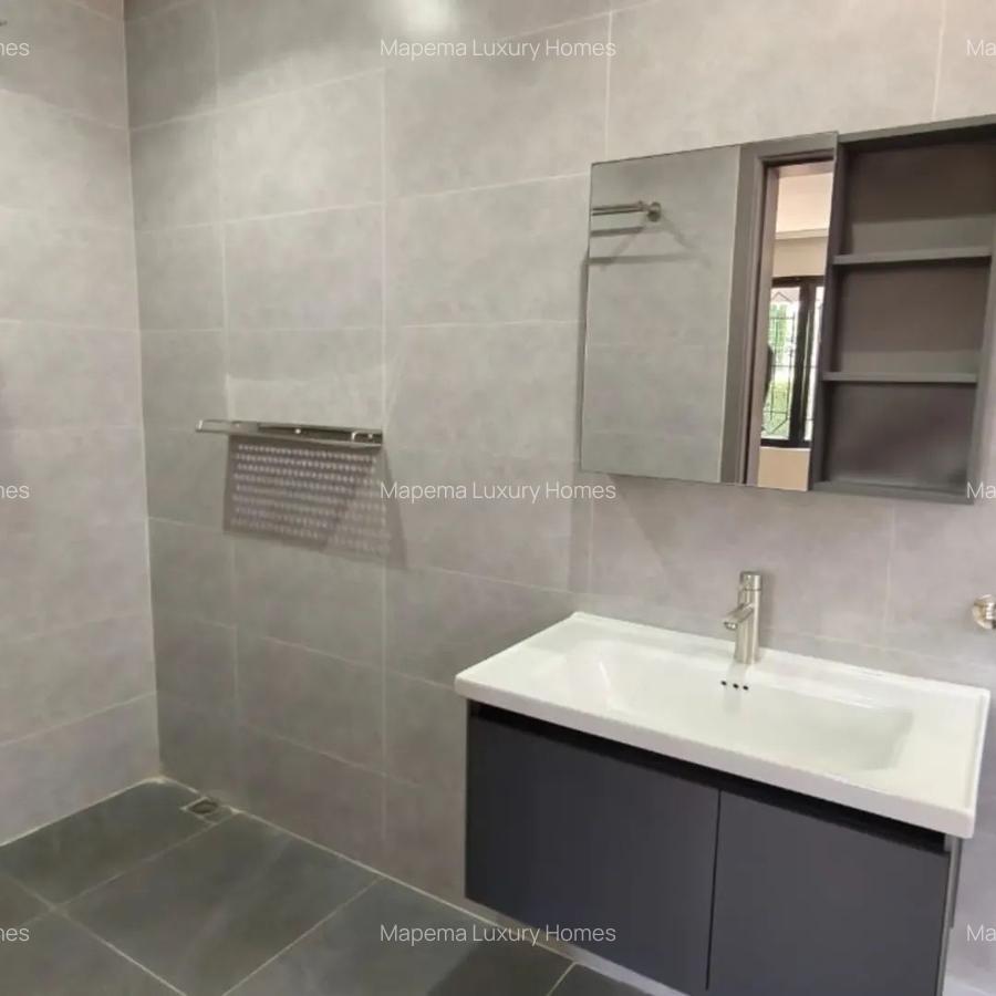 2 Bed House with En Suite at Karen - 12