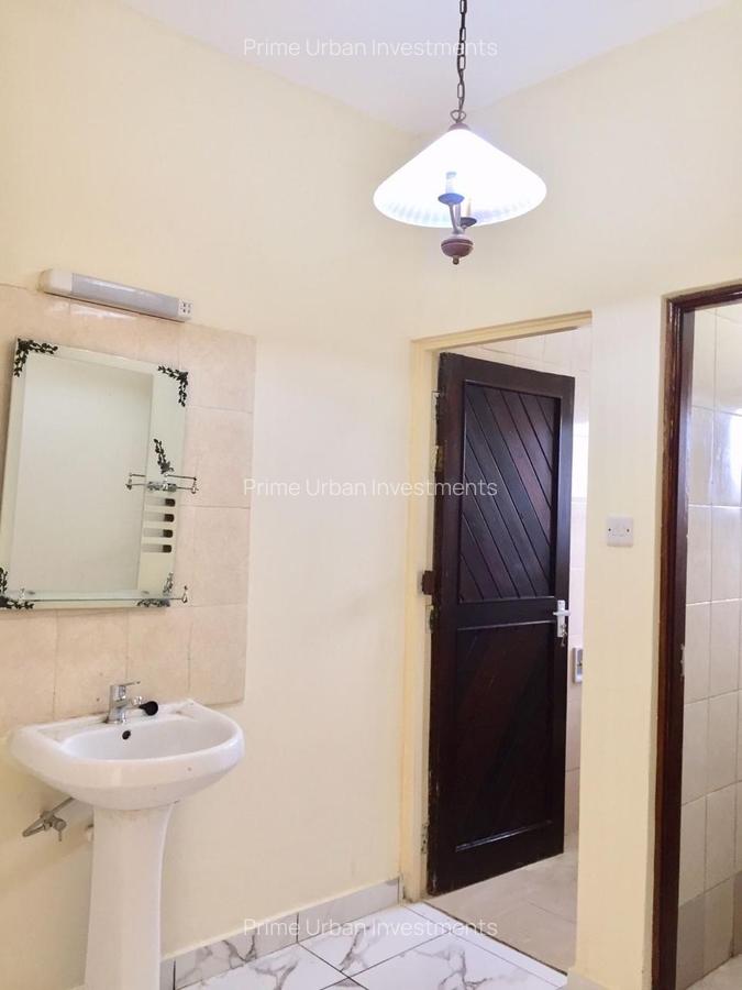 4 Bed House with En Suite in Nyali Area - 6