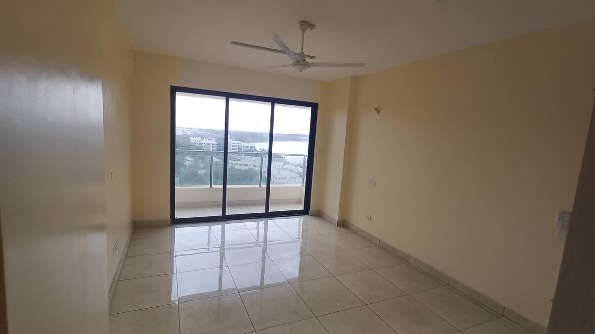 3 Bed Apartment with En Suite at 3Rd Avenue Nyali - 4