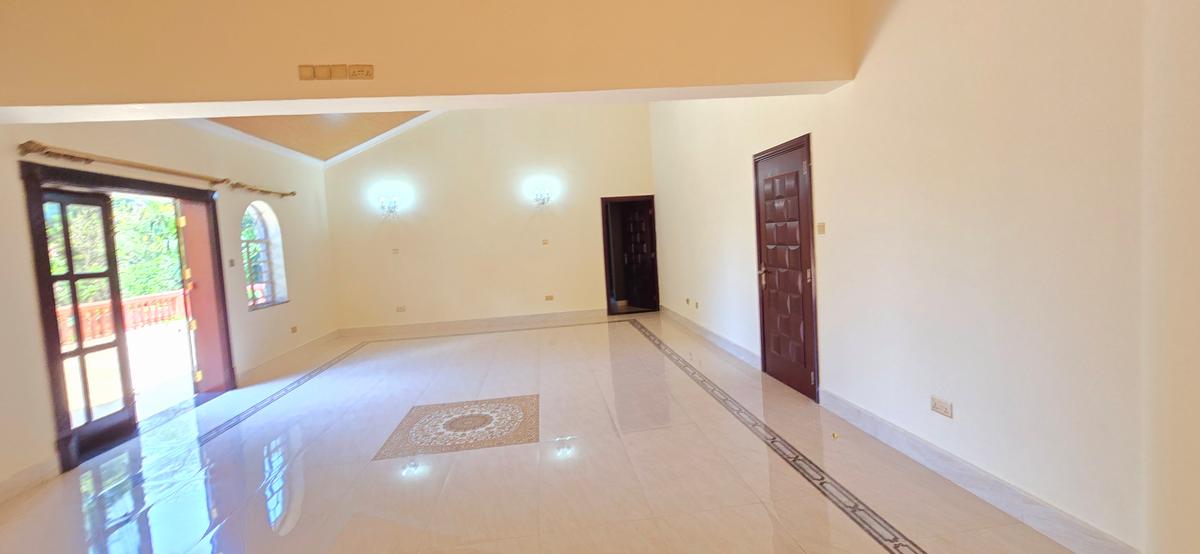 Commercial Property with Service Charge Included at Runda Grove - 7
