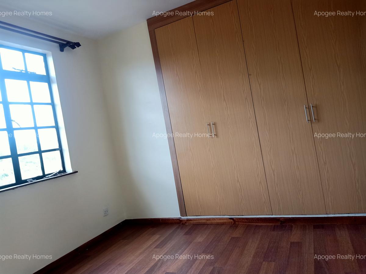 2 Bed Apartment with En Suite at Fourways Junction Estate - 14