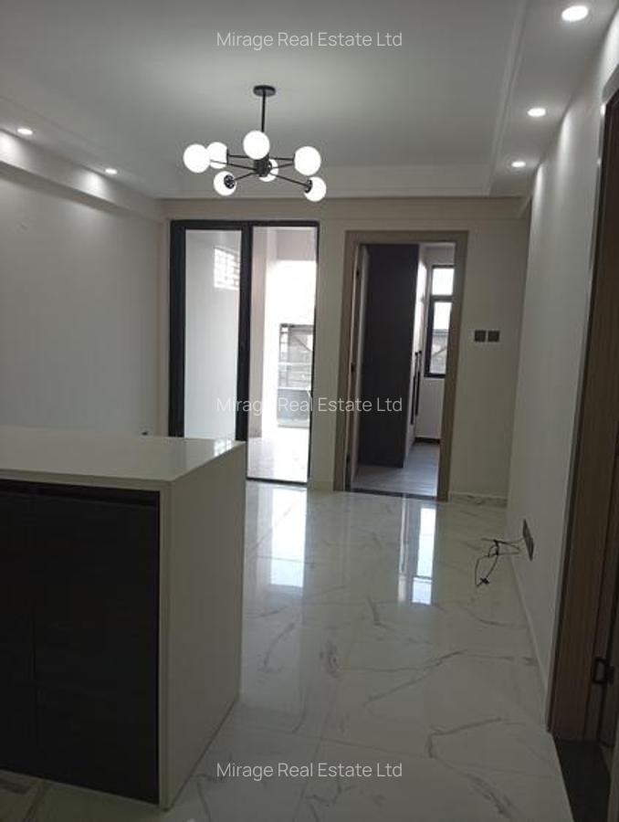 1 Bed Apartment with Gym in Kilimani - 5