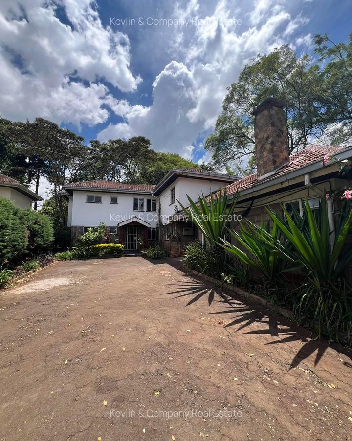 4 Bed Townhouse with En Suite in Lavington - 1
