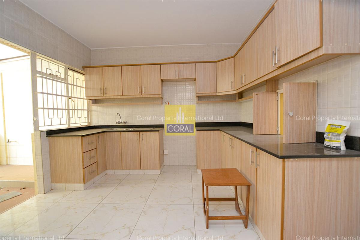 4 Bed Townhouse in Westlands Area - 5