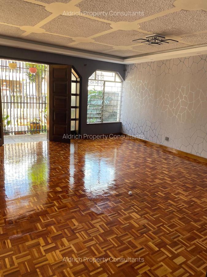 4 Bed Townhouse with En Suite in Parklands - 3