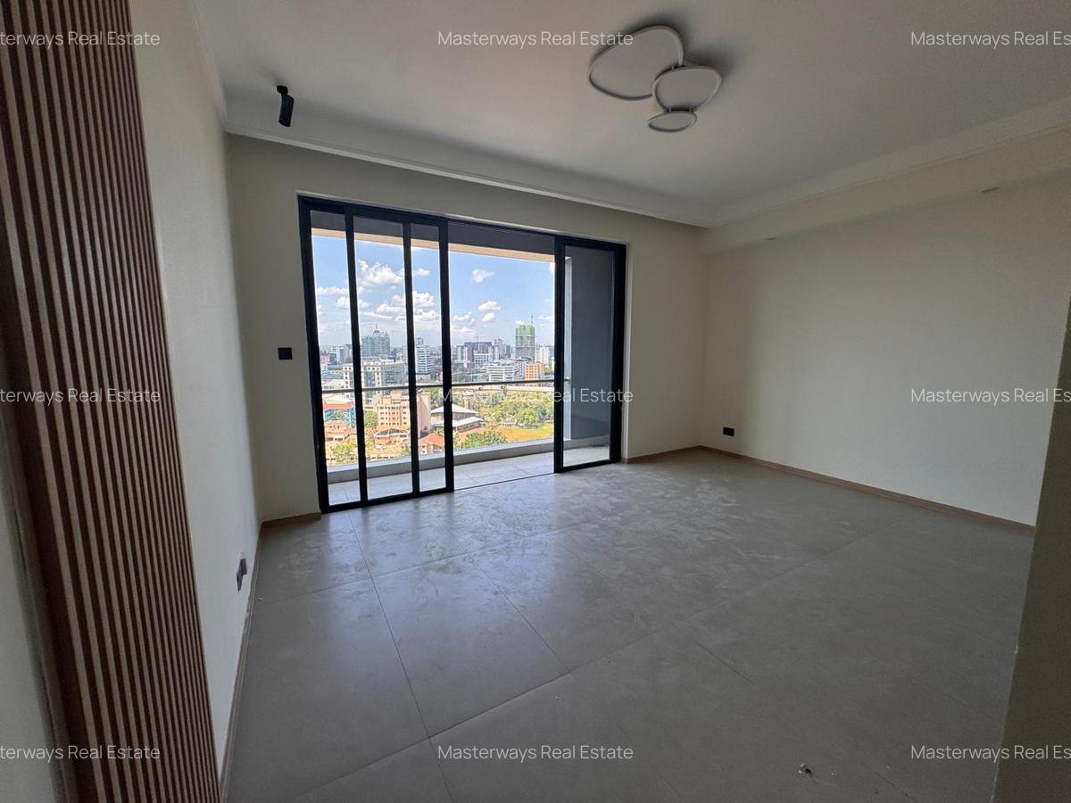 1 Bed Apartment with Gym at Riverside Drive - 9