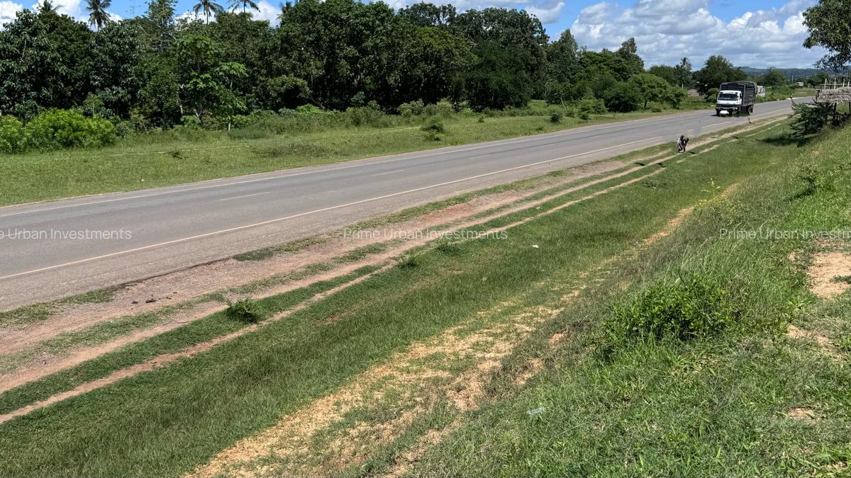 505 m² Land at Mavueni - 2