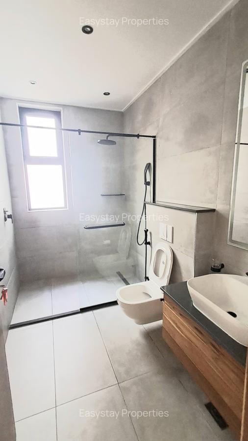 4 Bed Apartment with En Suite in Spring Valley - 14