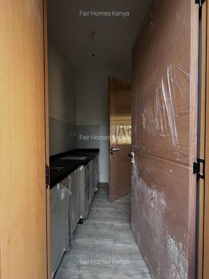 6 Bed Townhouse with En Suite at Convent Drive - 5